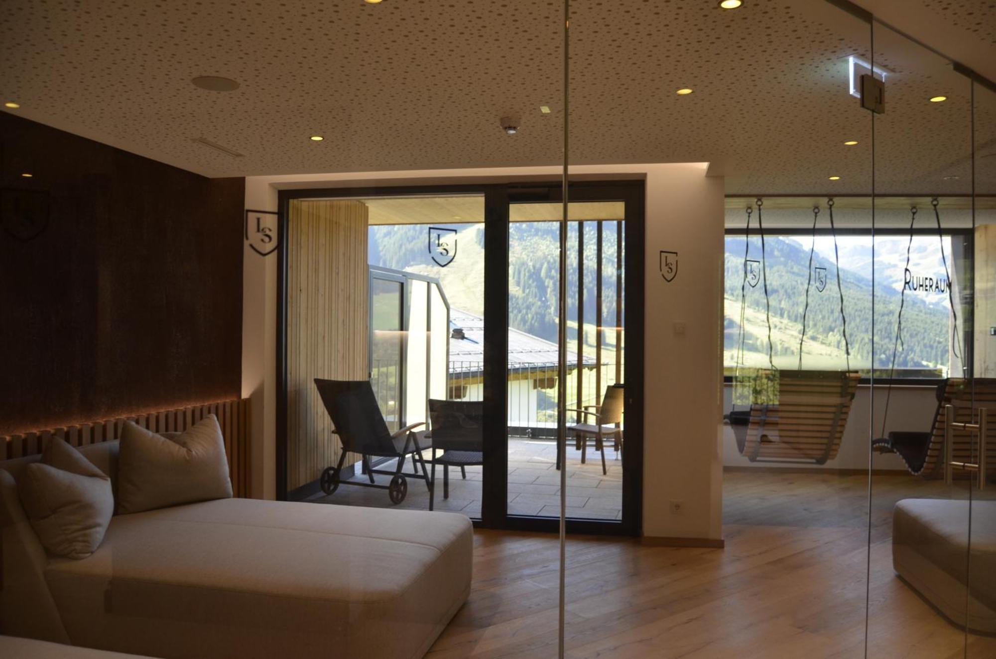 Landhaus Saalbach - Joker Card Included In Summer المظهر الخارجي الصورة